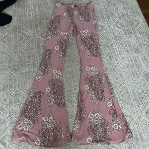 Super soft flare leg leggings with floral print